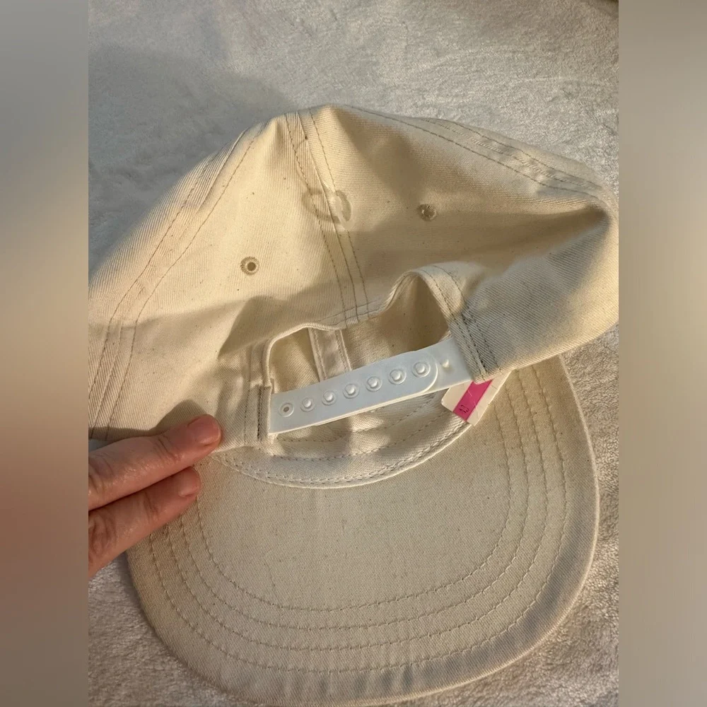NWT- To‎ the market baseball hat- white/off white o/s